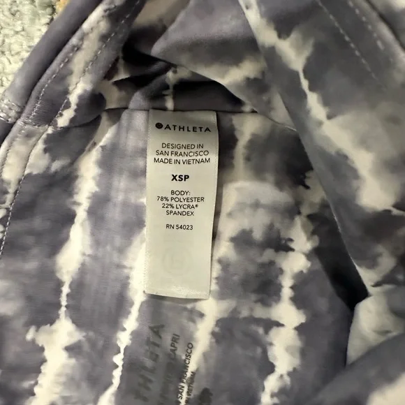 Athleta Gray and White Tie-Dye Leggings Size XSP - Picture 3 of 6